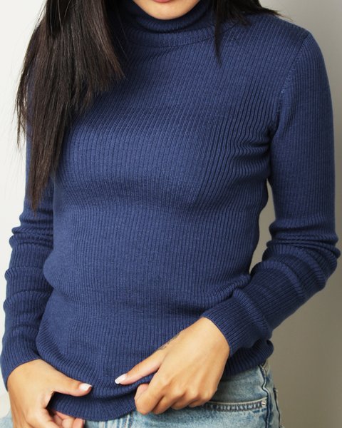 Maglia dolcevita in lana e seta