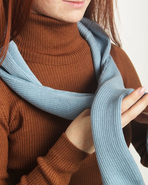Maglia dolcevita in lana e seta