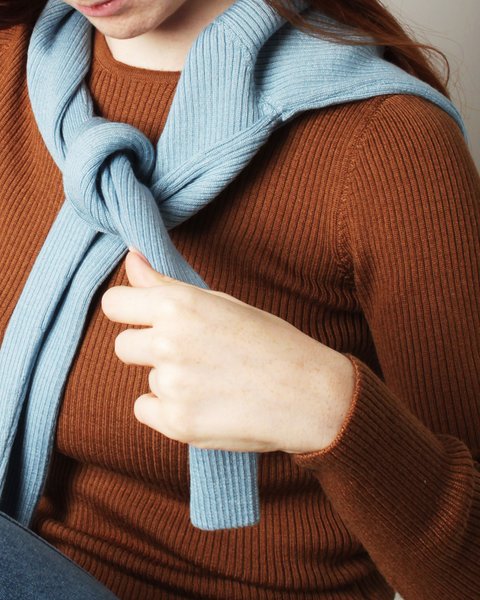 Maglia girocollo in lana e seta