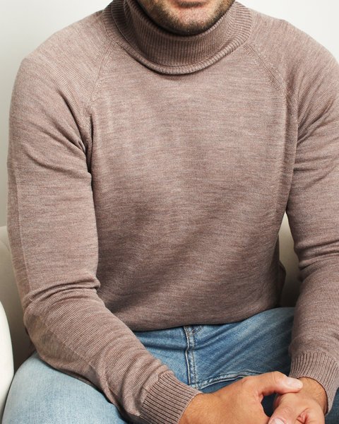 Maglia dolcevita in lana e seta