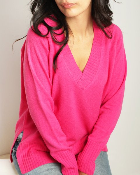 Maglia scollo a v profondo in puro cashmere