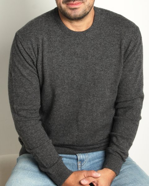 Maglia girocollo in puro cashmere