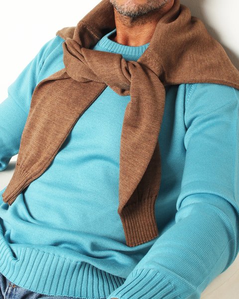 Maglia girocollo in pura lana