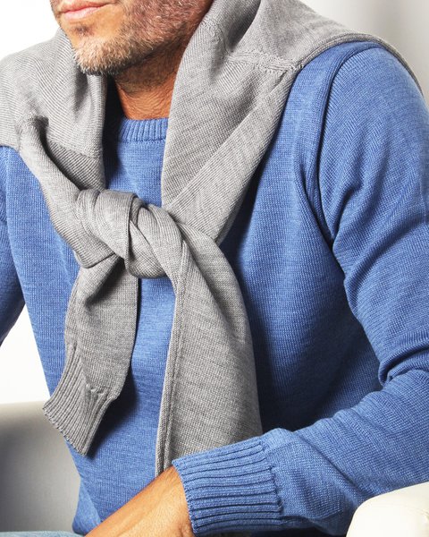 Maglia girocollo in pura lana