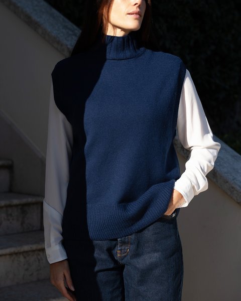 Gilet lupetto donna in pura lana merinos ultrafine