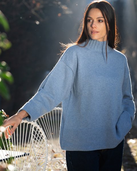 Maglia lupetto over donna in pura lana merinos ultrafine